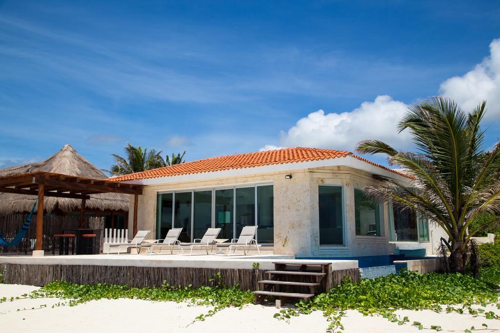 Beach Front House Casa Marmol
