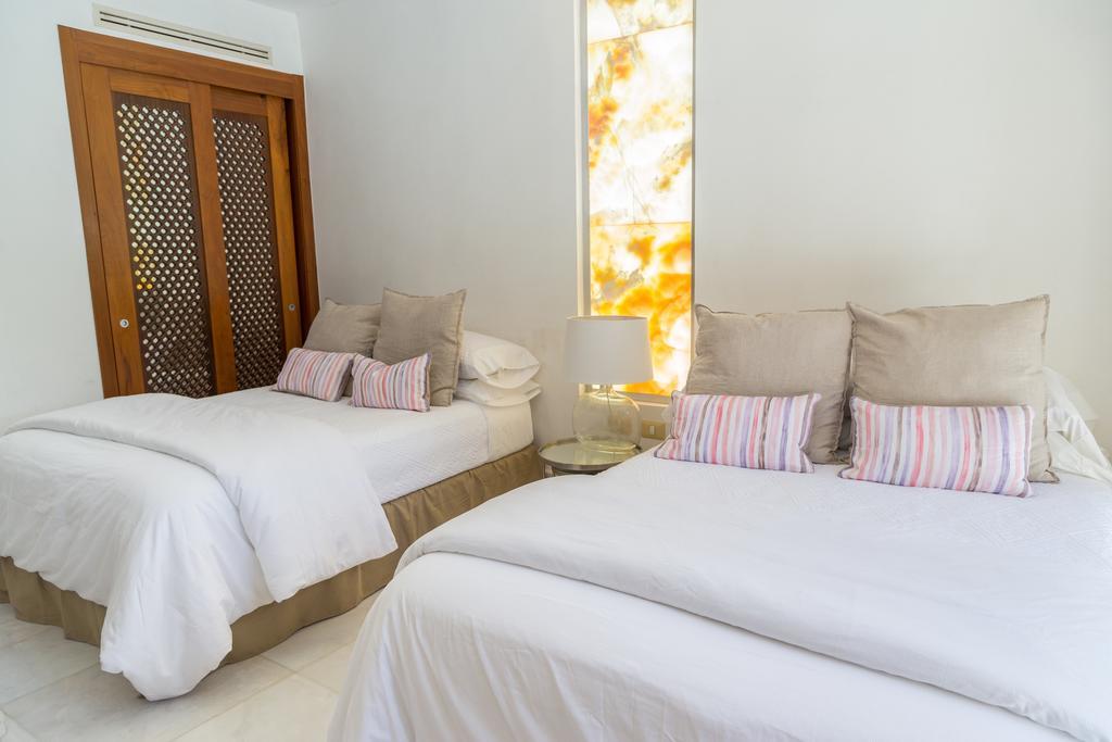 Holiday home Beach Front House Casa Marmol *