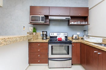 Sabbia 4102- Bedrooms All-In Suite Apartment