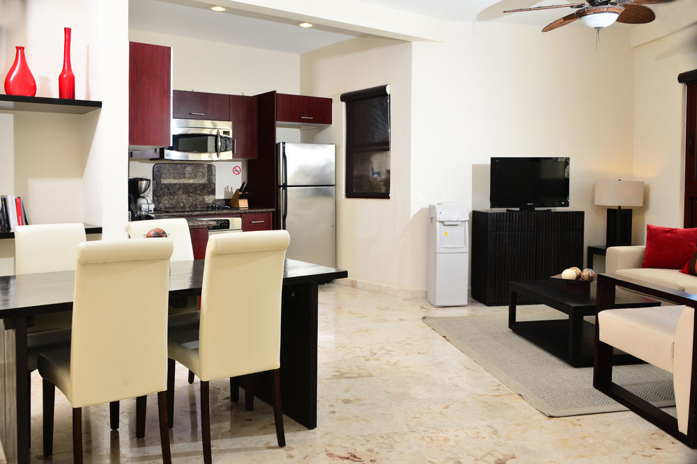 Apartamento El Faro Oceanfront Apartments By Bvr