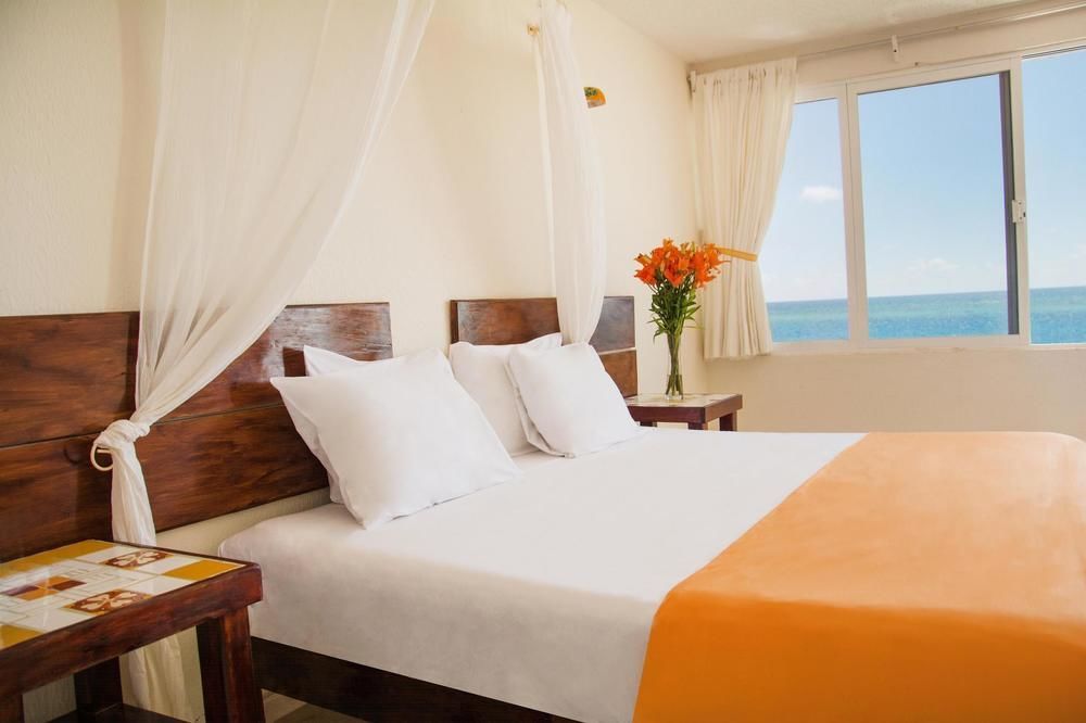 Hotel Hacienda Morelos Beachfront 3*
