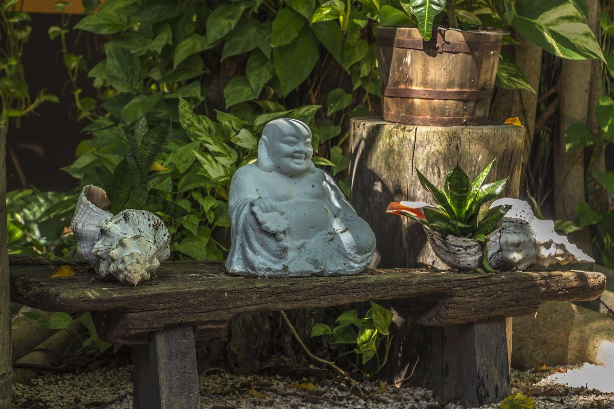 Hotel Secret Garden