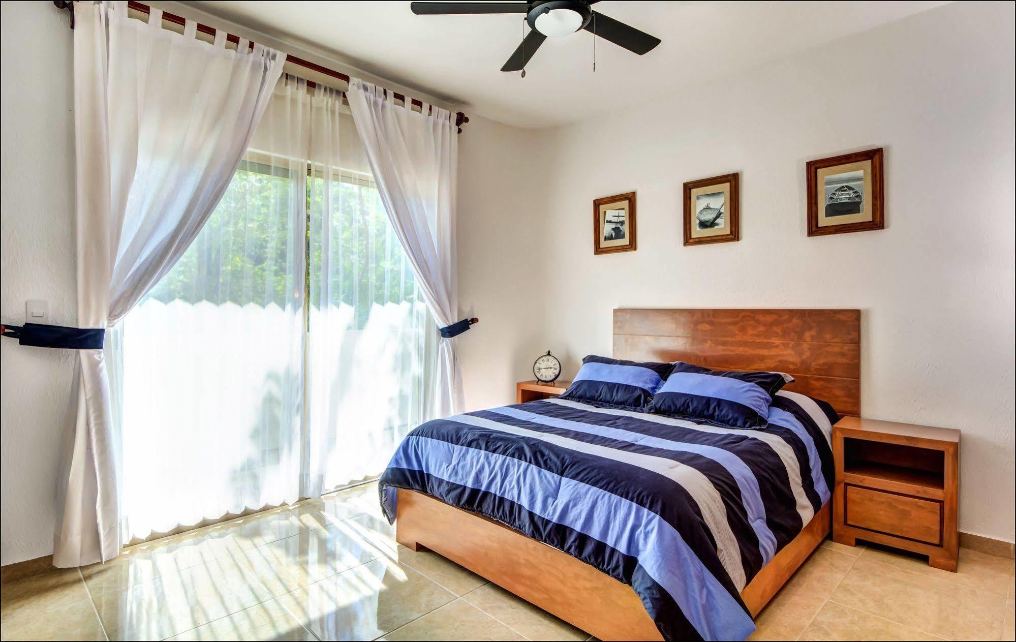 Nautica Village 4*