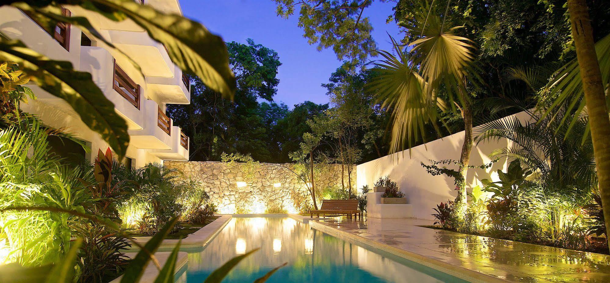 Livetulum Apartahotel