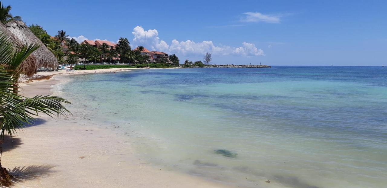 Susana Beach Front House Bed and breakfast
