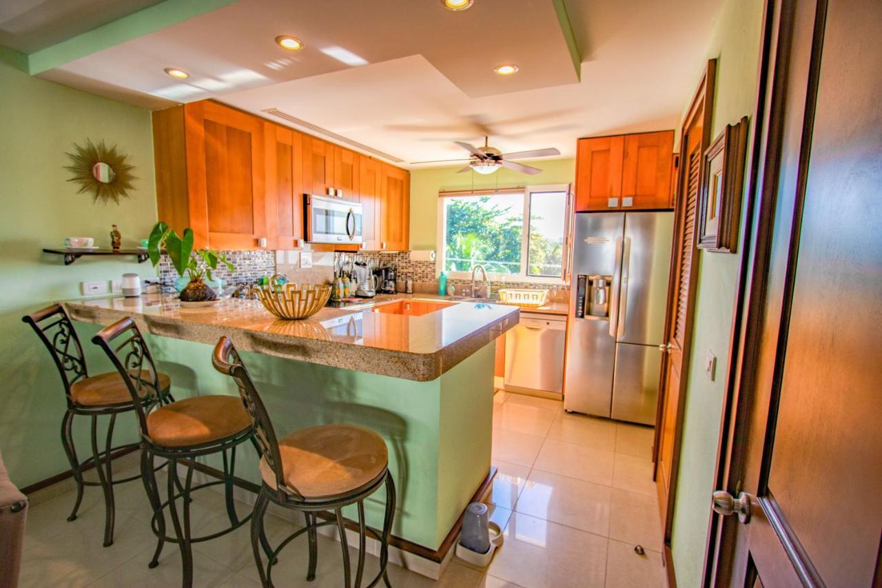 Apartamento Penthouse Wayak 302 - Luxury, Private Pool, Maid Service, High End Art - At Quadra Alea Playa del Carmen