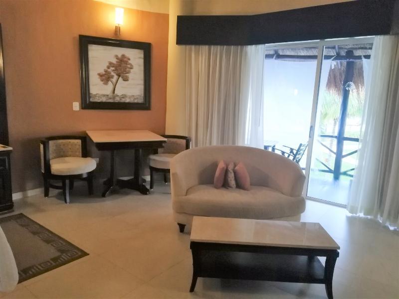 El Dorado Casitas Royale Catamaran, Cenote & Inclusive (adults Only)