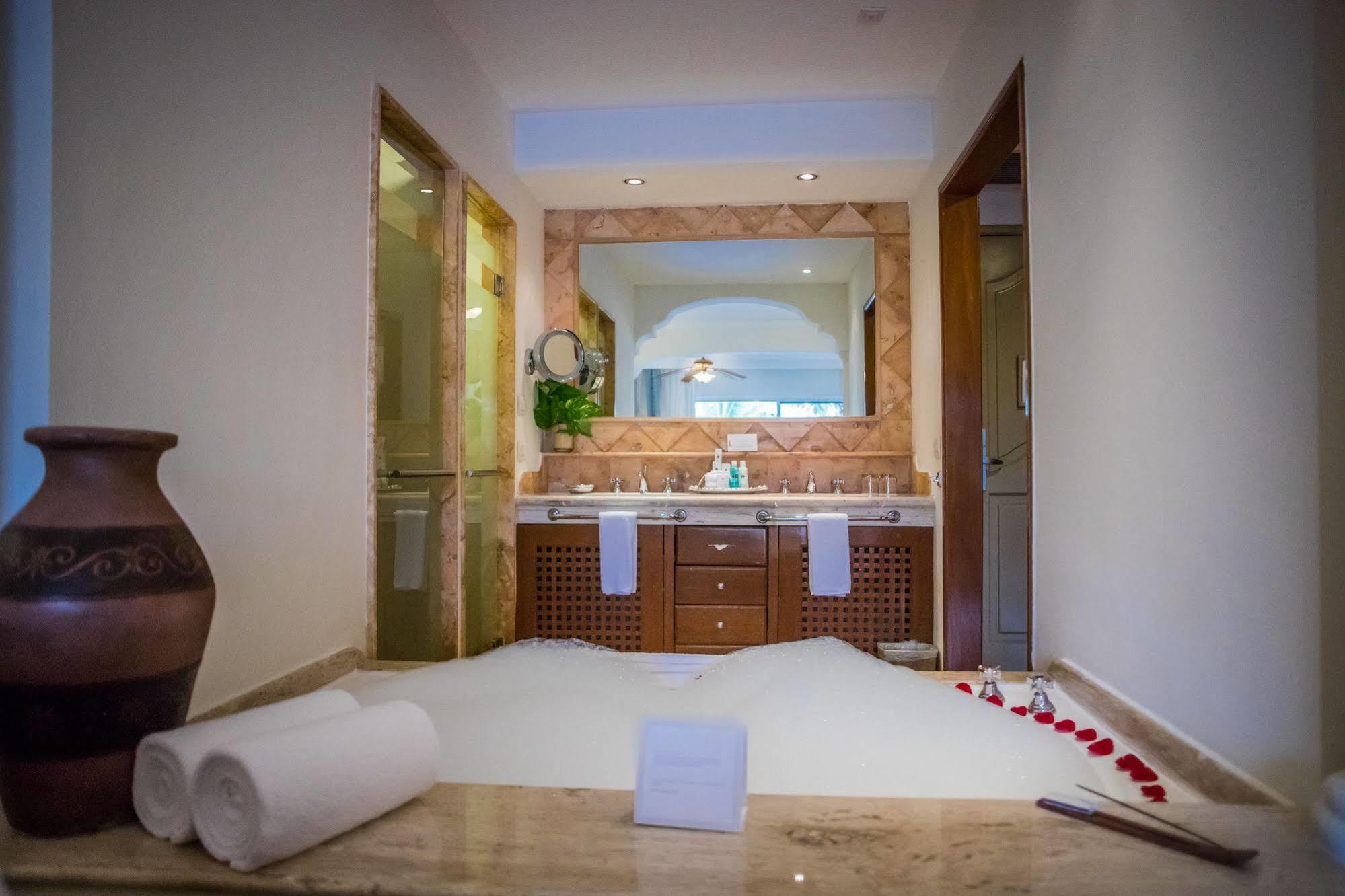 Excellence Riviera Cancun (adults Only) 5* Puerto Morelos