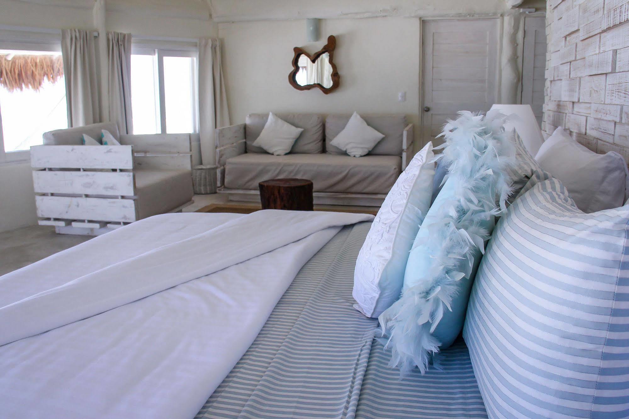 Hotel Viento De Mar 4*