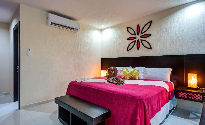 Corazon Apartahotel 3*
