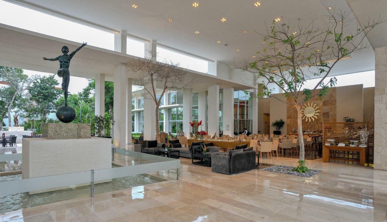 Penthouses With Private Rooftop & Hot Tub In Grounds Apartment