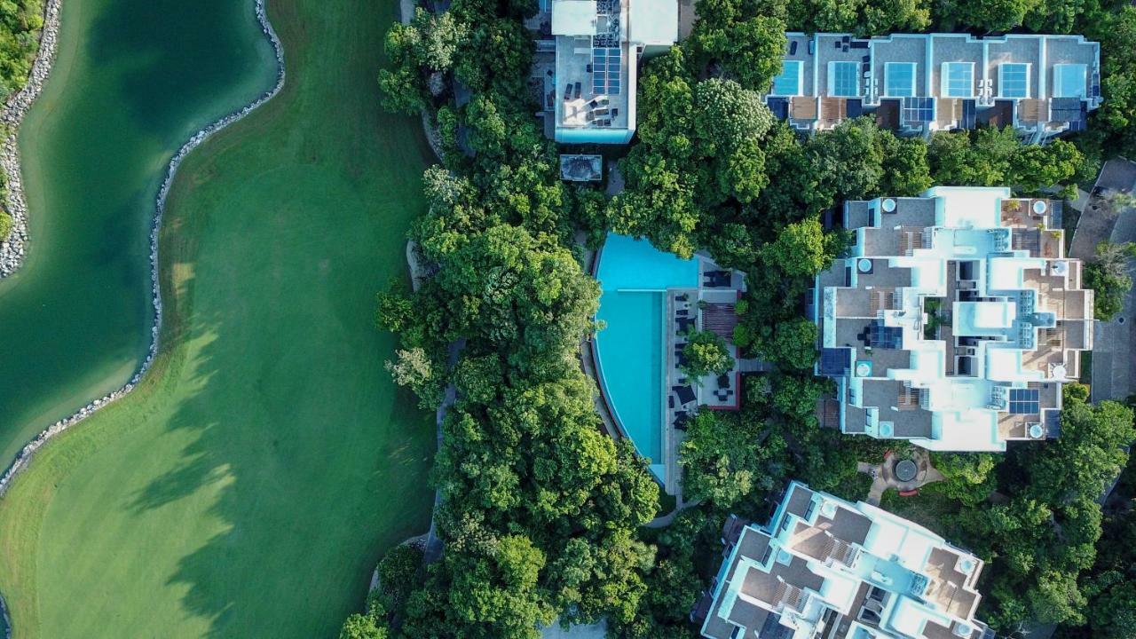 Apartment Penthouses With Private Rooftop & Hot Tub In Grounds