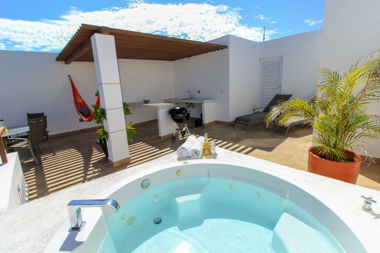 Penthouses With Private Rooftop & Hot Tub In Grounds Akumal