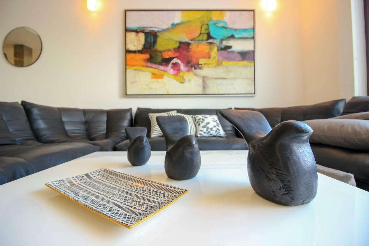 Apartment Penthouses With Private Rooftop & Hot Tub In Grounds *