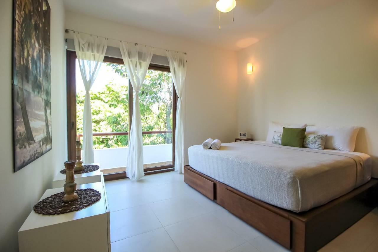 Apartment Penthouses With Private Rooftop & Hot Tub In Grounds *