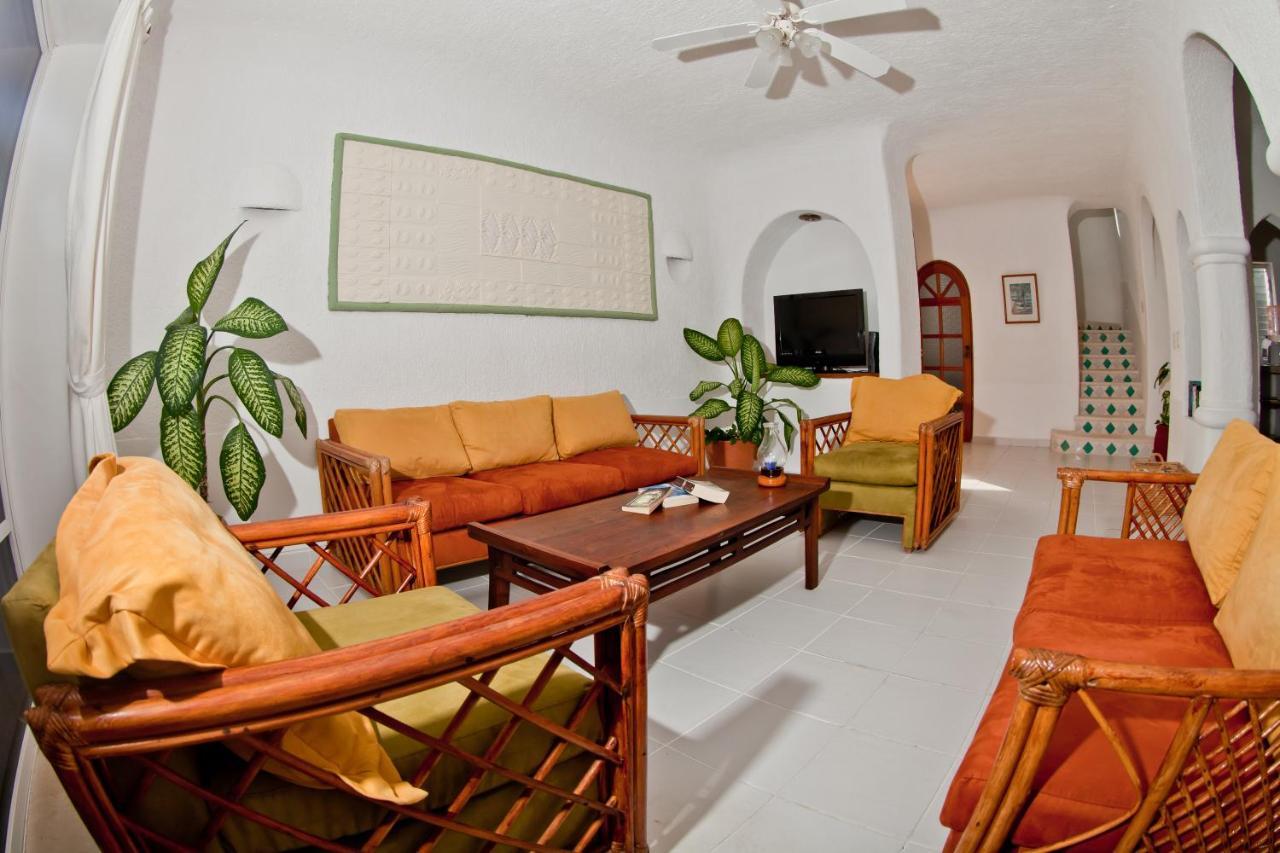 Villas Flamingo Villa *
