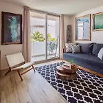 Newport House Playa