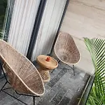 Penthouse Mannaz - Priv Pool! - 2Br