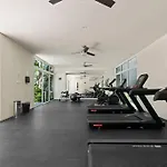 Jungle Joy Prv Jacuzzi Beach Access Rooftop Pools W Sea Views + Beach Club