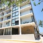 Menesse-2Bedrooms-Perfectspot Steps To The Ocean
