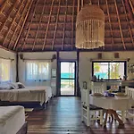 Casa De Mar, Tulum, Hermosa Villa Privada A La Orilla Del Mar Con Cocina