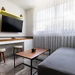 Excellent Location 1Br Home Downtown, 1Min Beach
