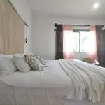 Full Equipped 2 Bdrm Condo In Gated Community & Pool View