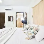 Full Equipped 2 Bdrm Condo In Gated Community & Pool View