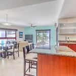 Residences El Faro, Surf 207