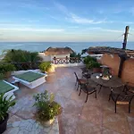 Casa 5 Palmas