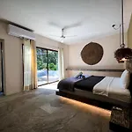 Kuun Taak Tulum