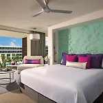 Breathless Riviera Cancun Resort & Spa (Adults Only)