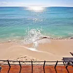 True Beachfront Condo - Corazon