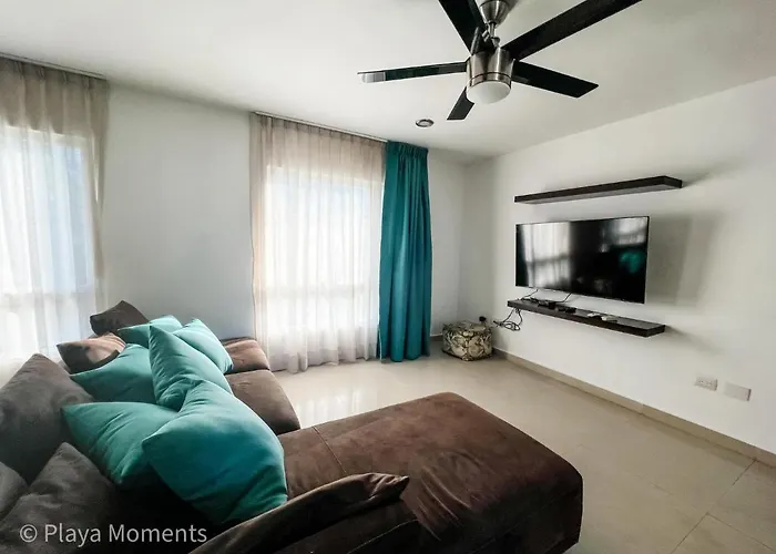 Plaza Paraiso 2Bdr 2Baths