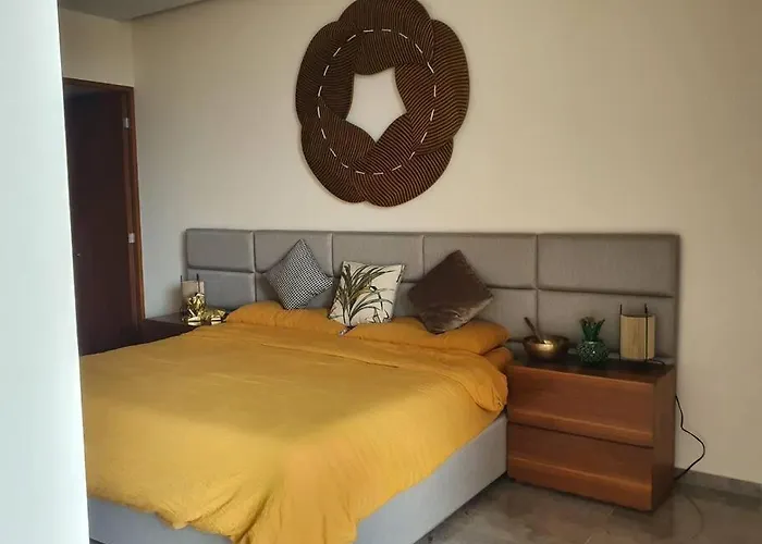 Penthouse Mannaz - Priv Pool! - 2Br