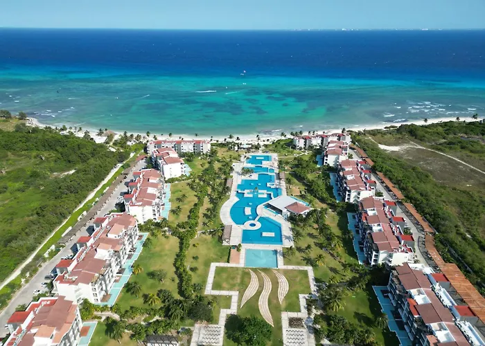 Luxury Ocean View Penthouse And Private Beach Club
