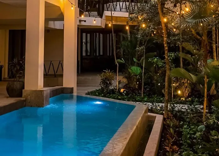 K\'Uyen Boutique Hotel