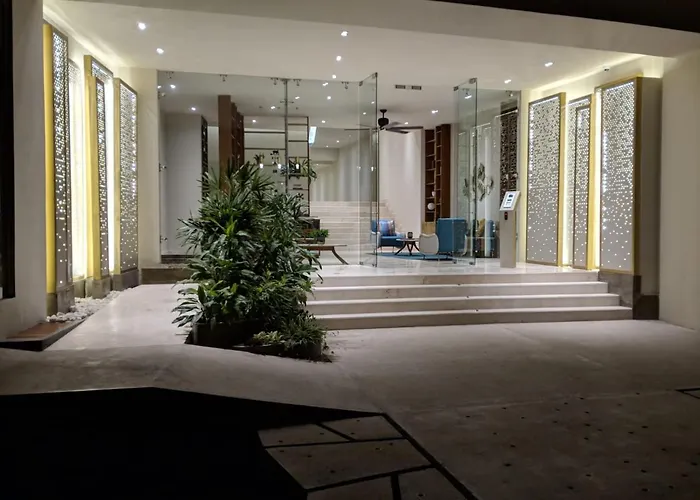 Mystic 2Br In Downtown With Jungle View By Happy Address