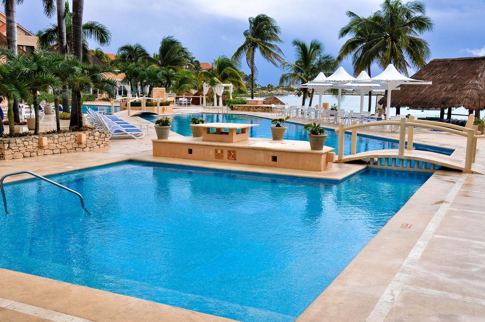& Club Hotel Puerto Aventuras
