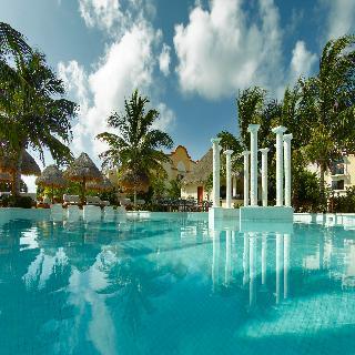 Grand Palladium Riviera