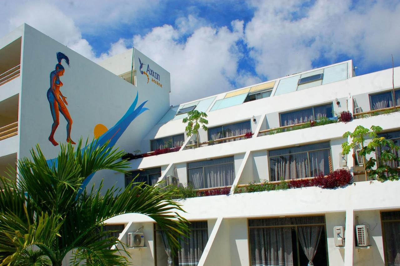 Axkan Hotel 4*