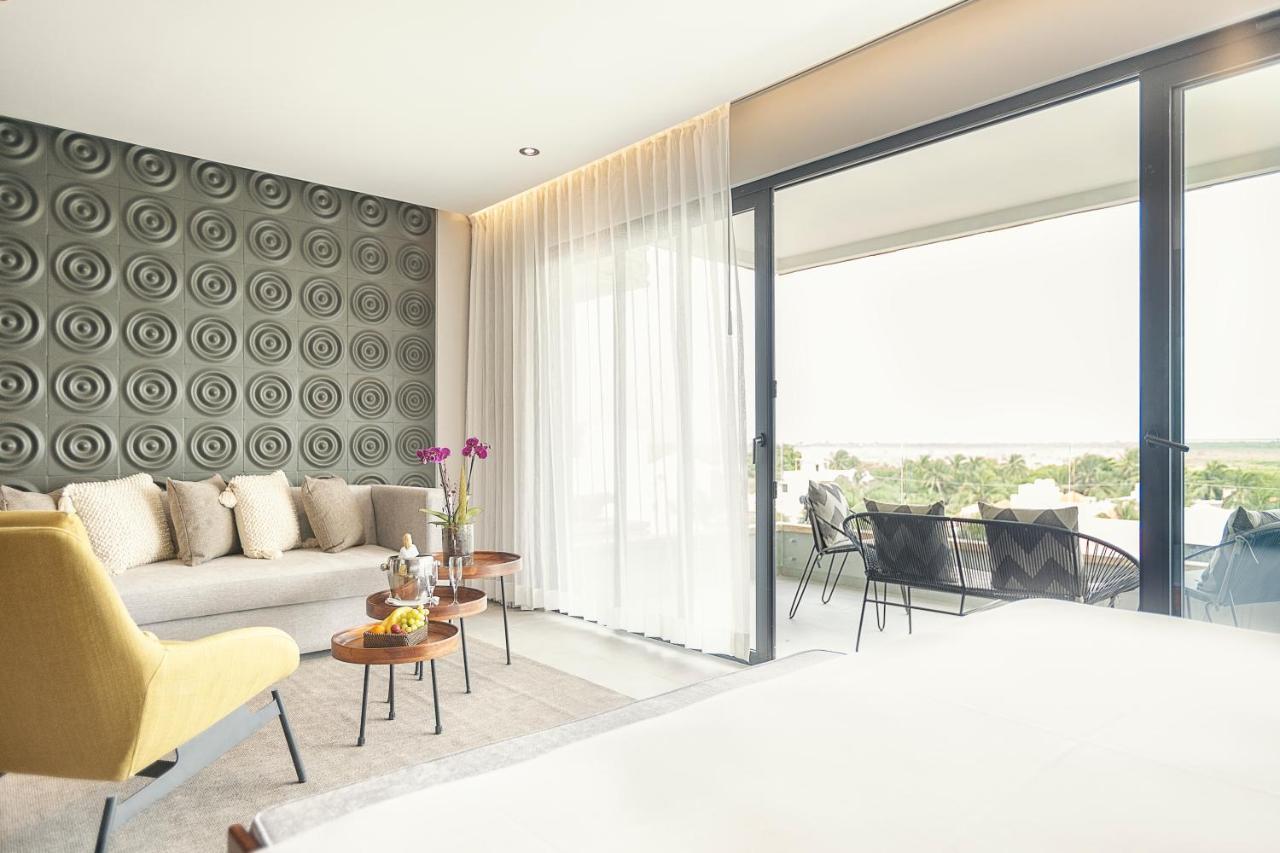 The Fives Oceanfront Hotel