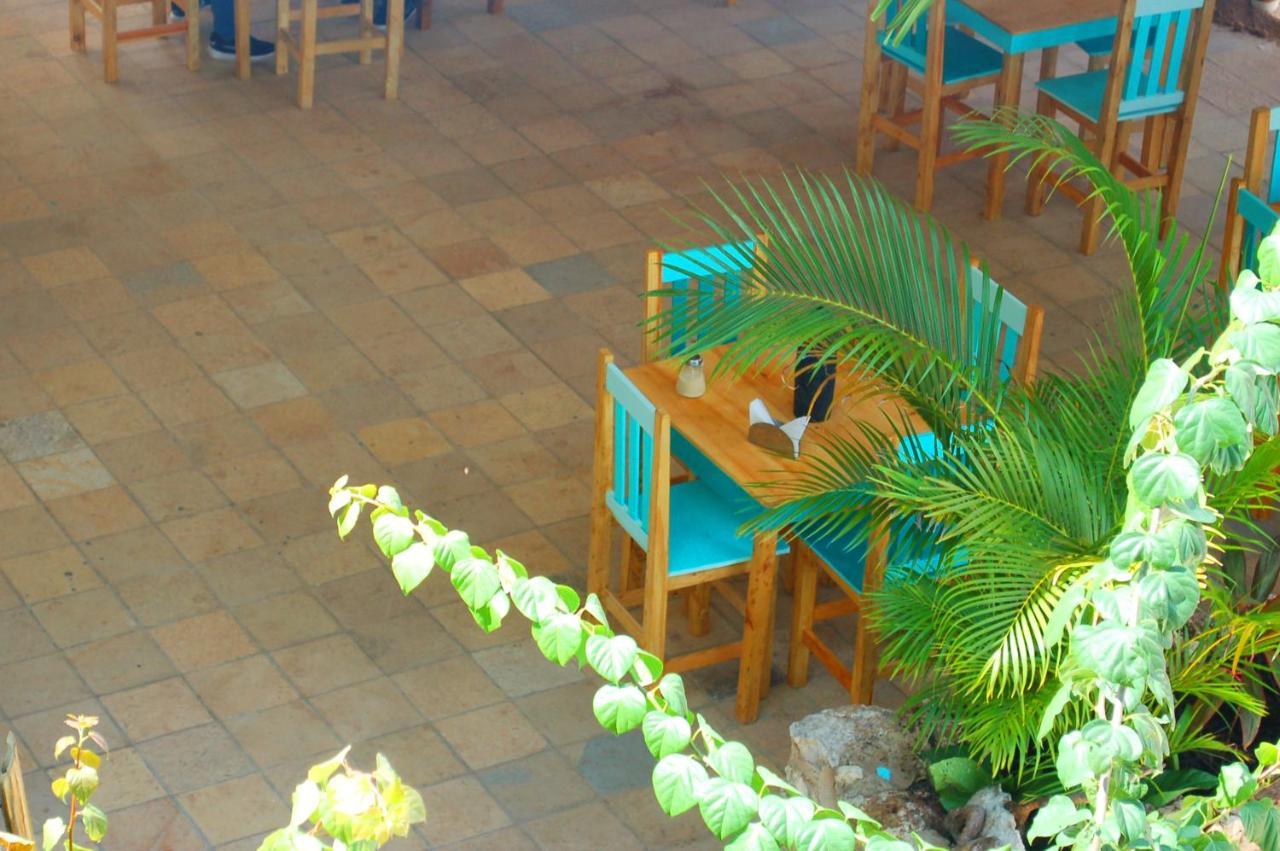 Axkan Hotel