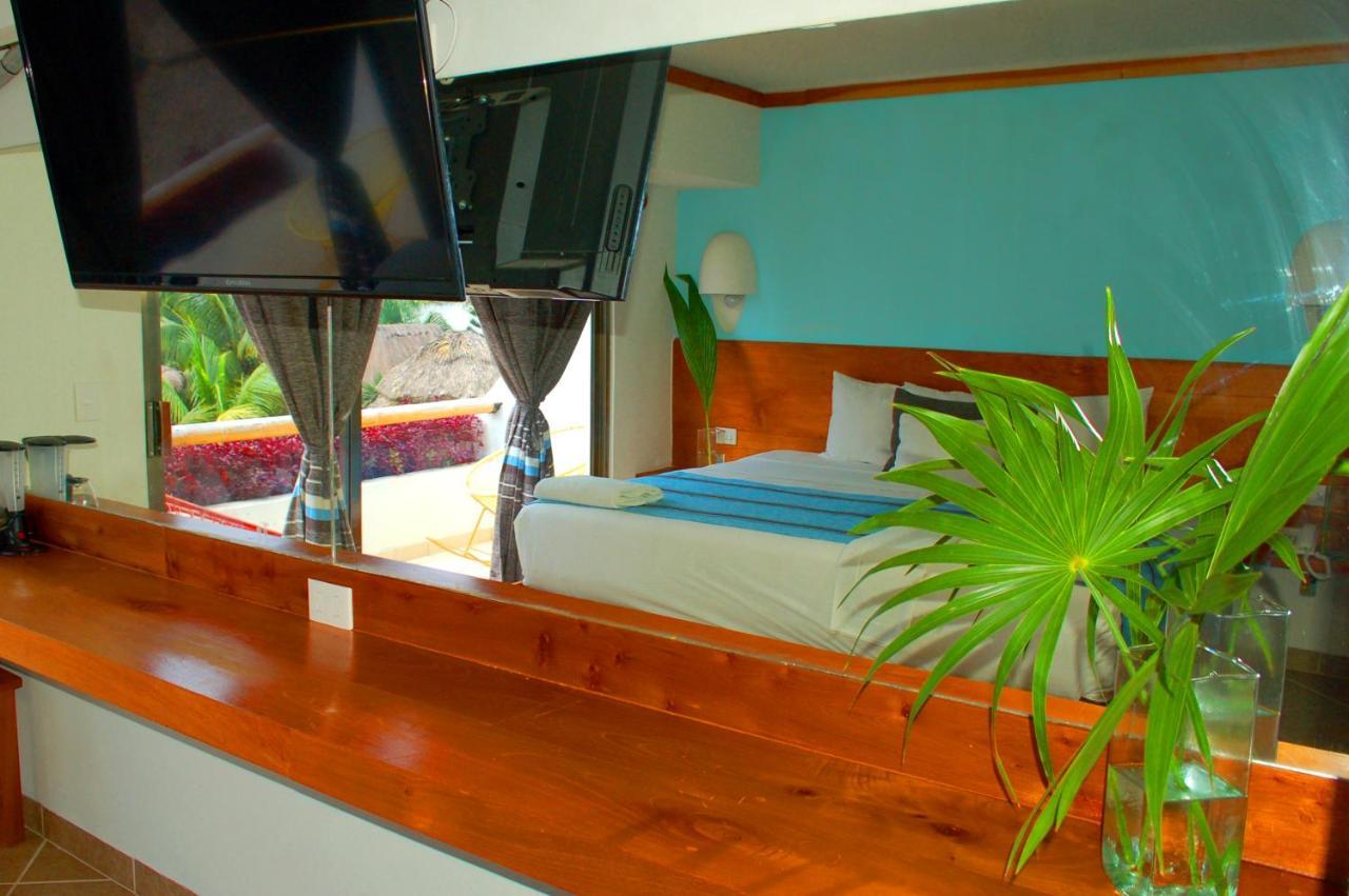 Axkan Hotel 4*