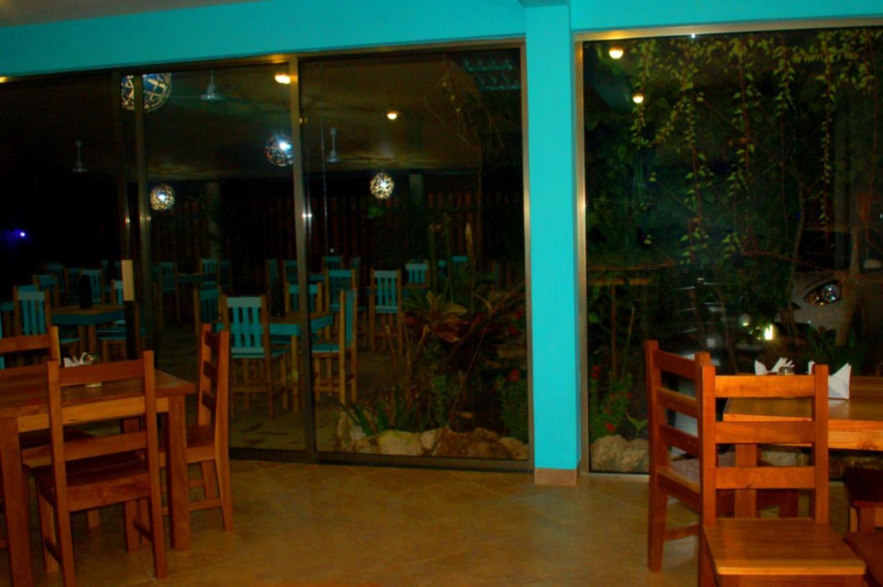 Axkan Hotel