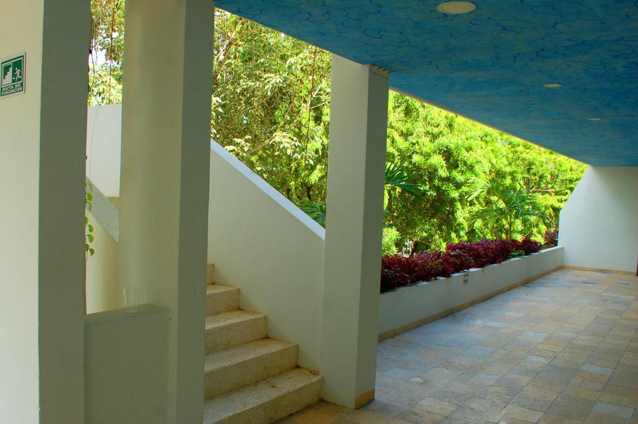 Axkan Hotel 4*