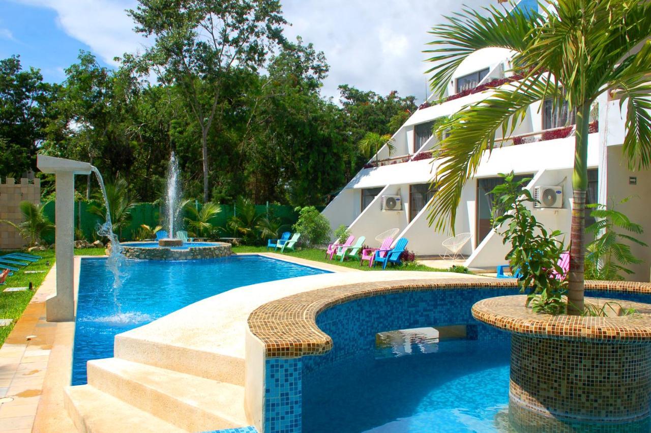 Axkan Hotel 4*