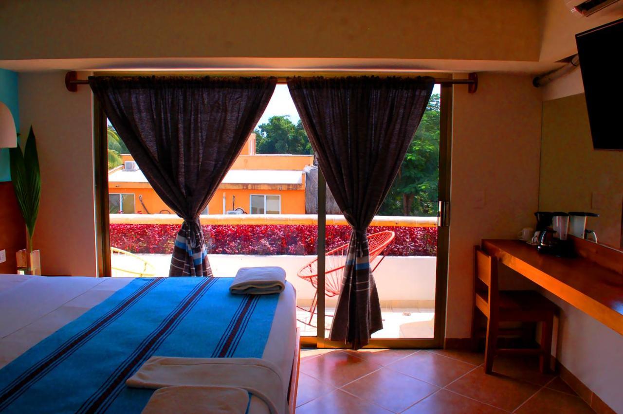 Axkan Hotel 4*