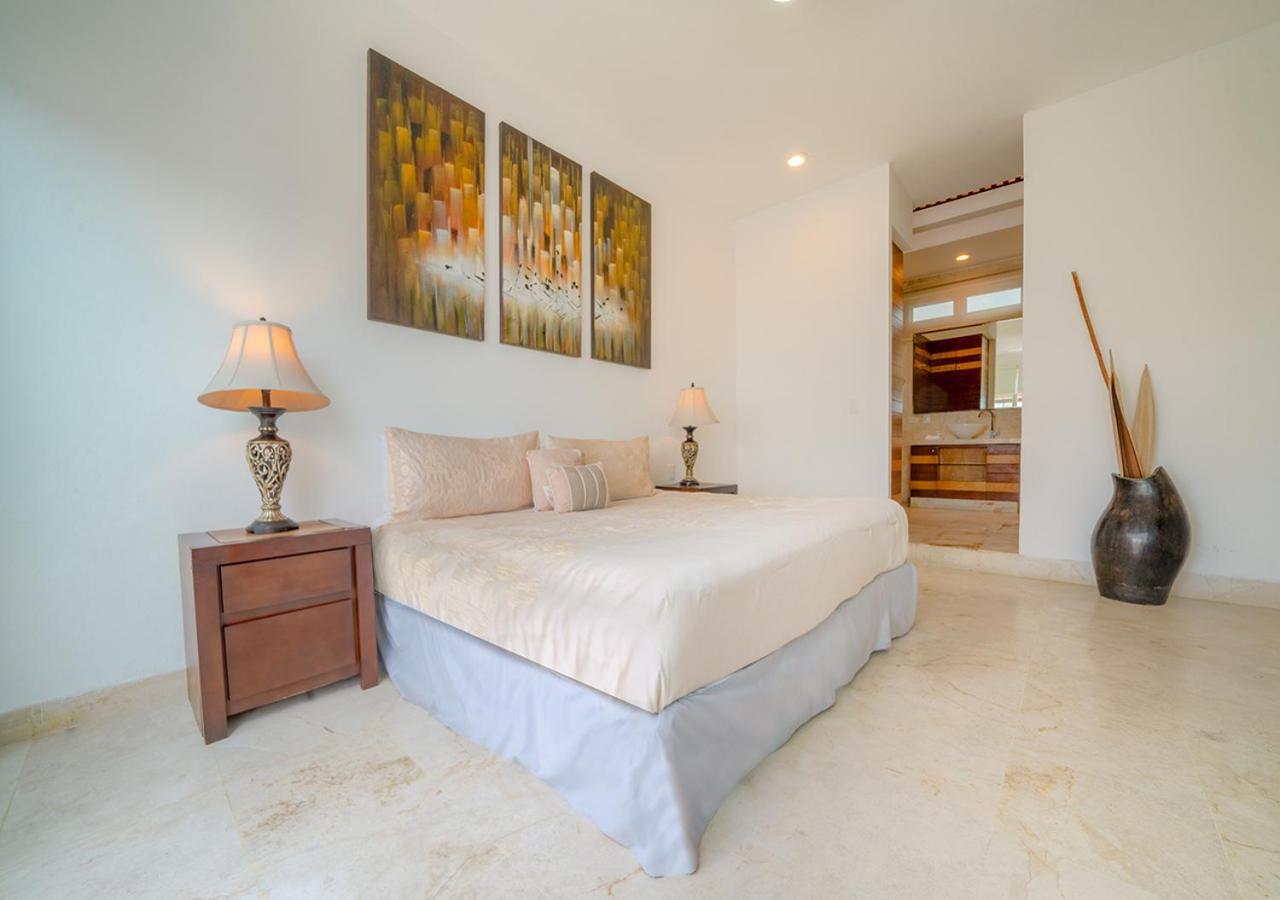 Beachfront Penthouse With 3 Bedrooms & Ocean View - Nubes Holiday home