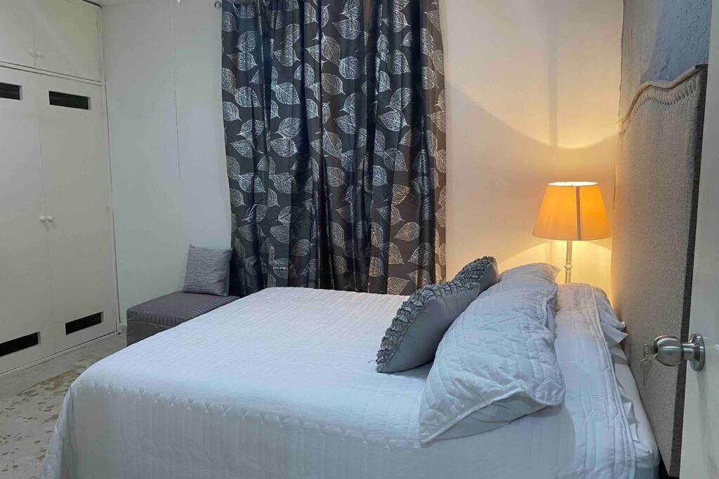 Bright Luxury With Swimming Pool Apartamento